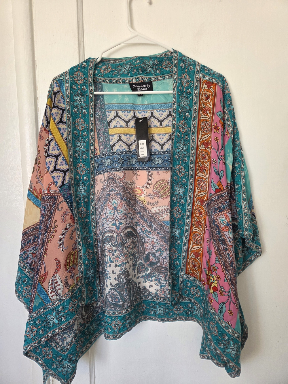 Feathers By Tolani Raelyn Paisley Kimono Cardigan Cover Up One Size